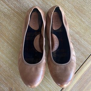 Born Leather Ballet Flats Size 7.5